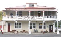 Whangamōmona Hotel